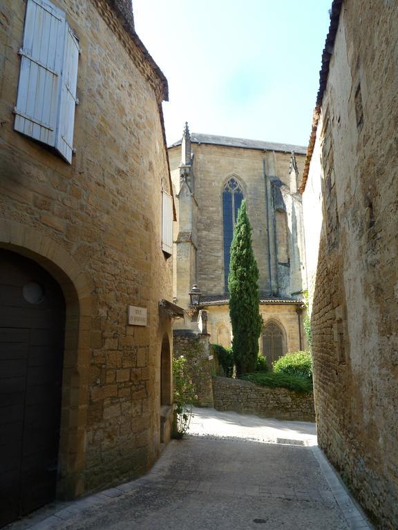 Le Grand Appartement D'Albusse 萨尔拉拉卡内达 外观 照片